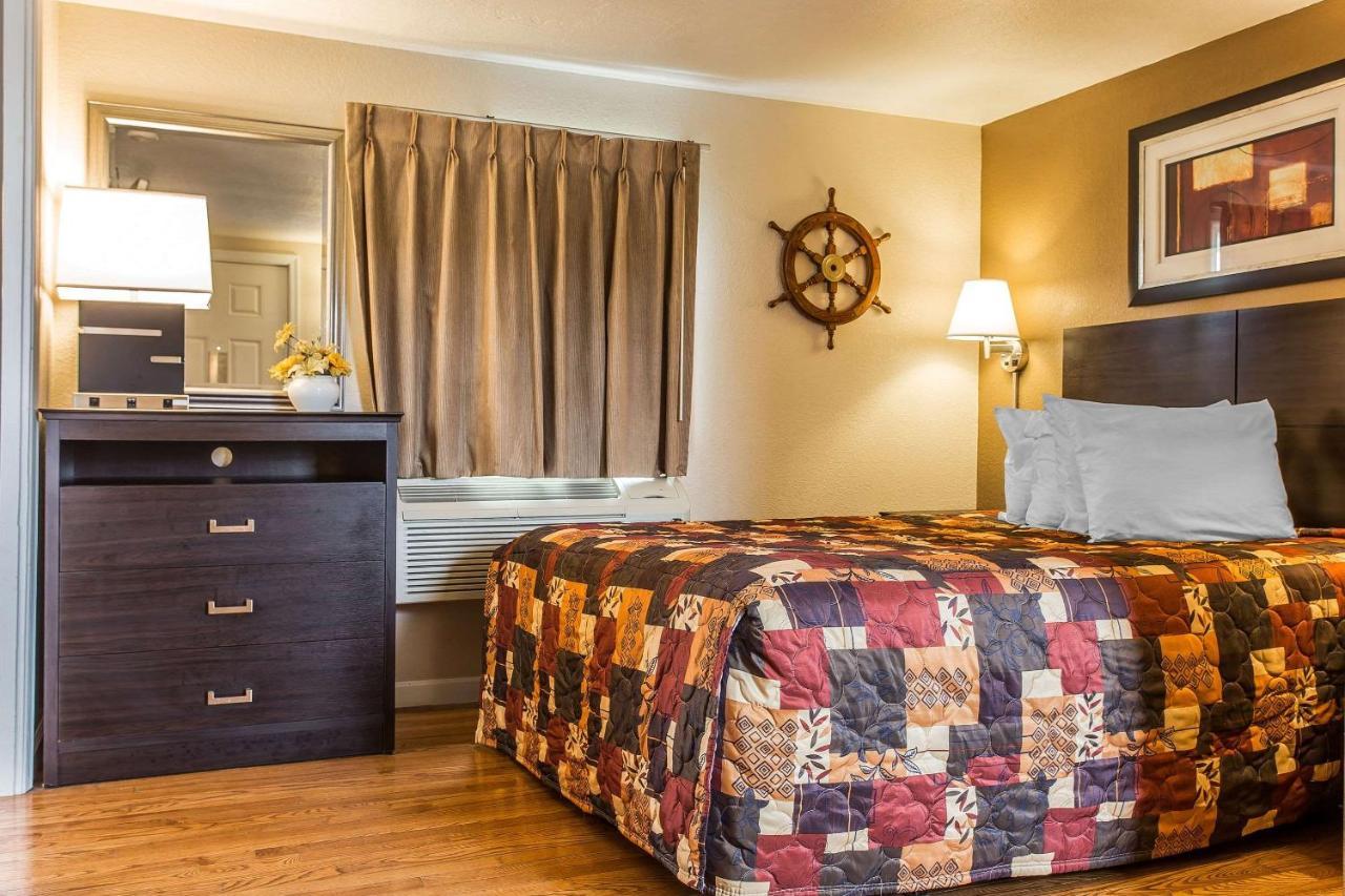 Rodeway Inn & Suites Nags Head Εξωτερικό φωτογραφία