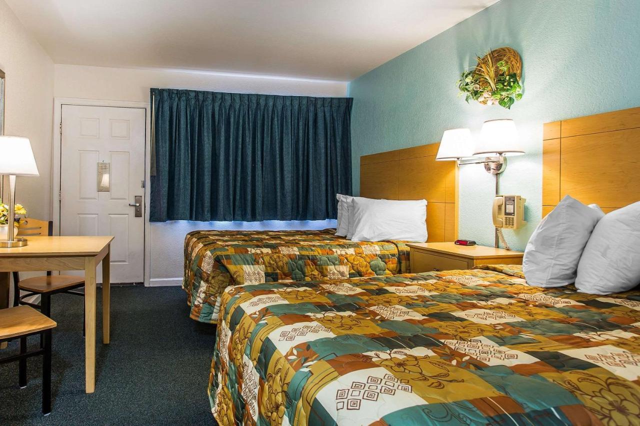 Rodeway Inn & Suites Nags Head Εξωτερικό φωτογραφία